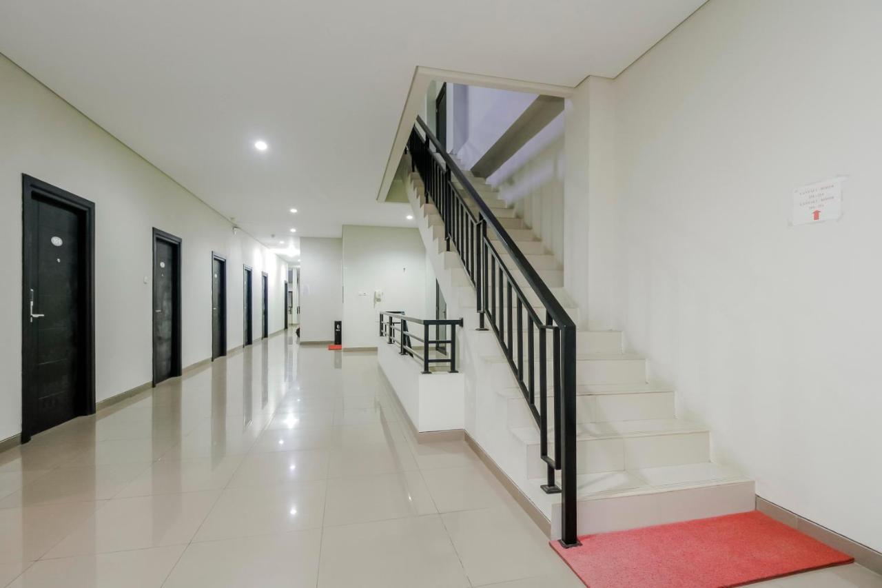 RedDoorz near Samarinda Central Plaza Exterior foto